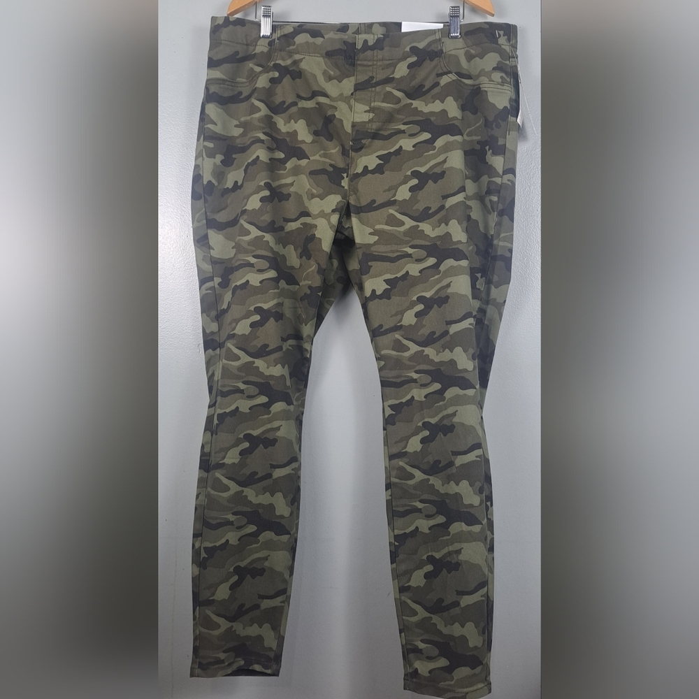Penmans Plus Camo Leggings 2X NWT High Waist Slimming Panels Tummy Control
